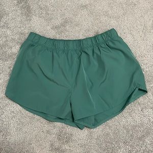 Old navy green athletic shorts -NWOT- size M